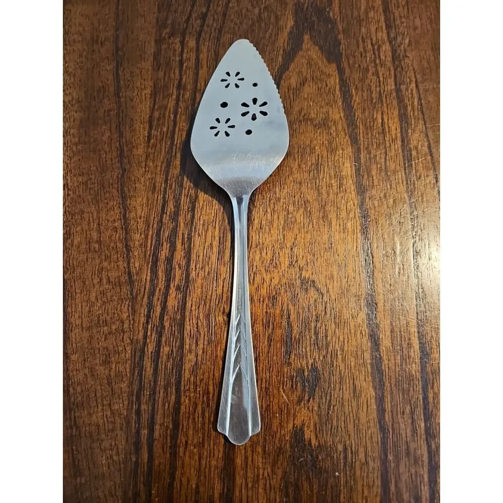 PIERCED PASTRY or CAKE SERVER! VTG EKCO stainless: EKS7 Geometric Floral pattern